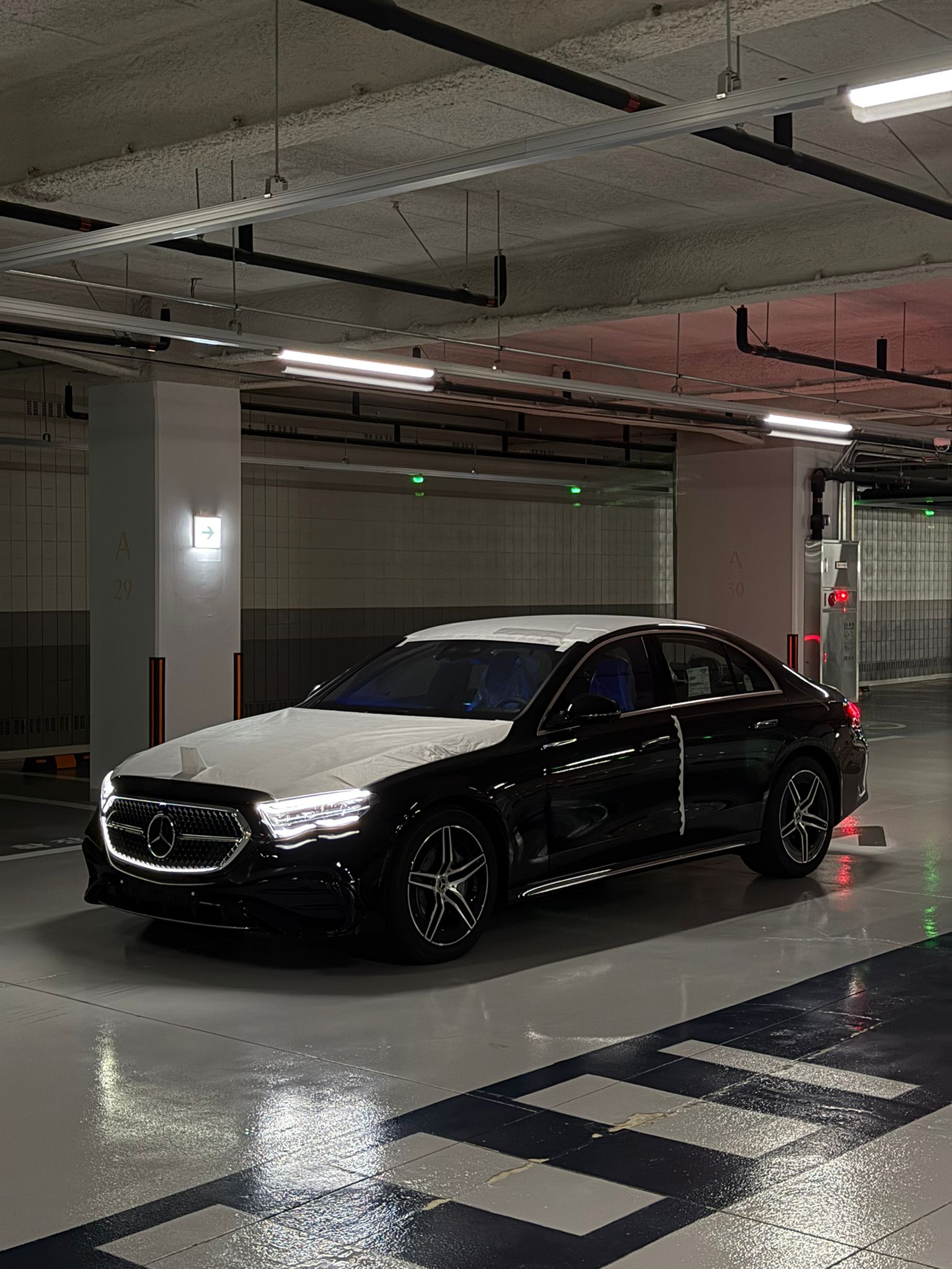 2026 Mercedes Benz E300 4MATIC AMG Line
