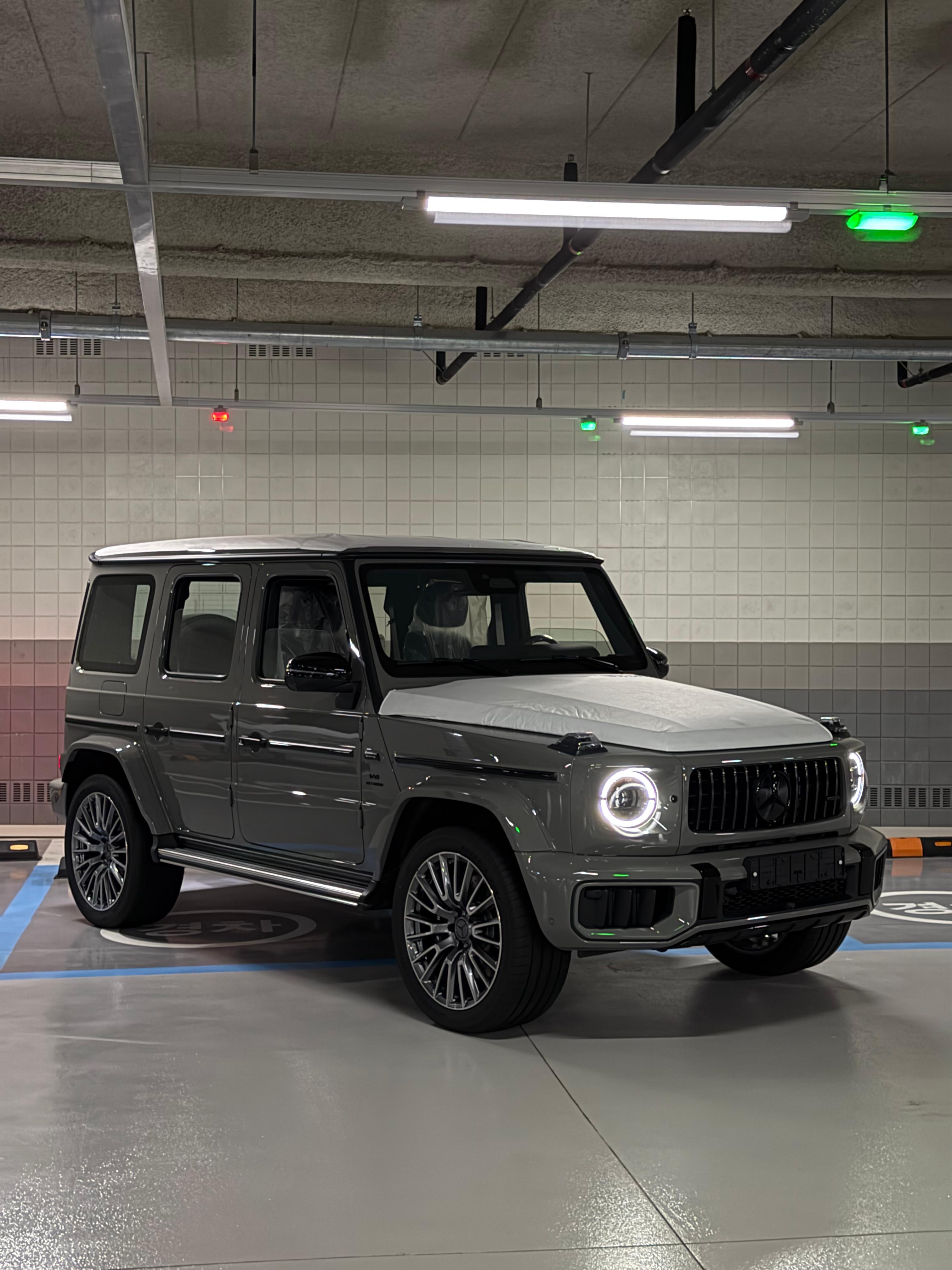 2027 Mercedes Benz AMG G63 MANUFAKTUR